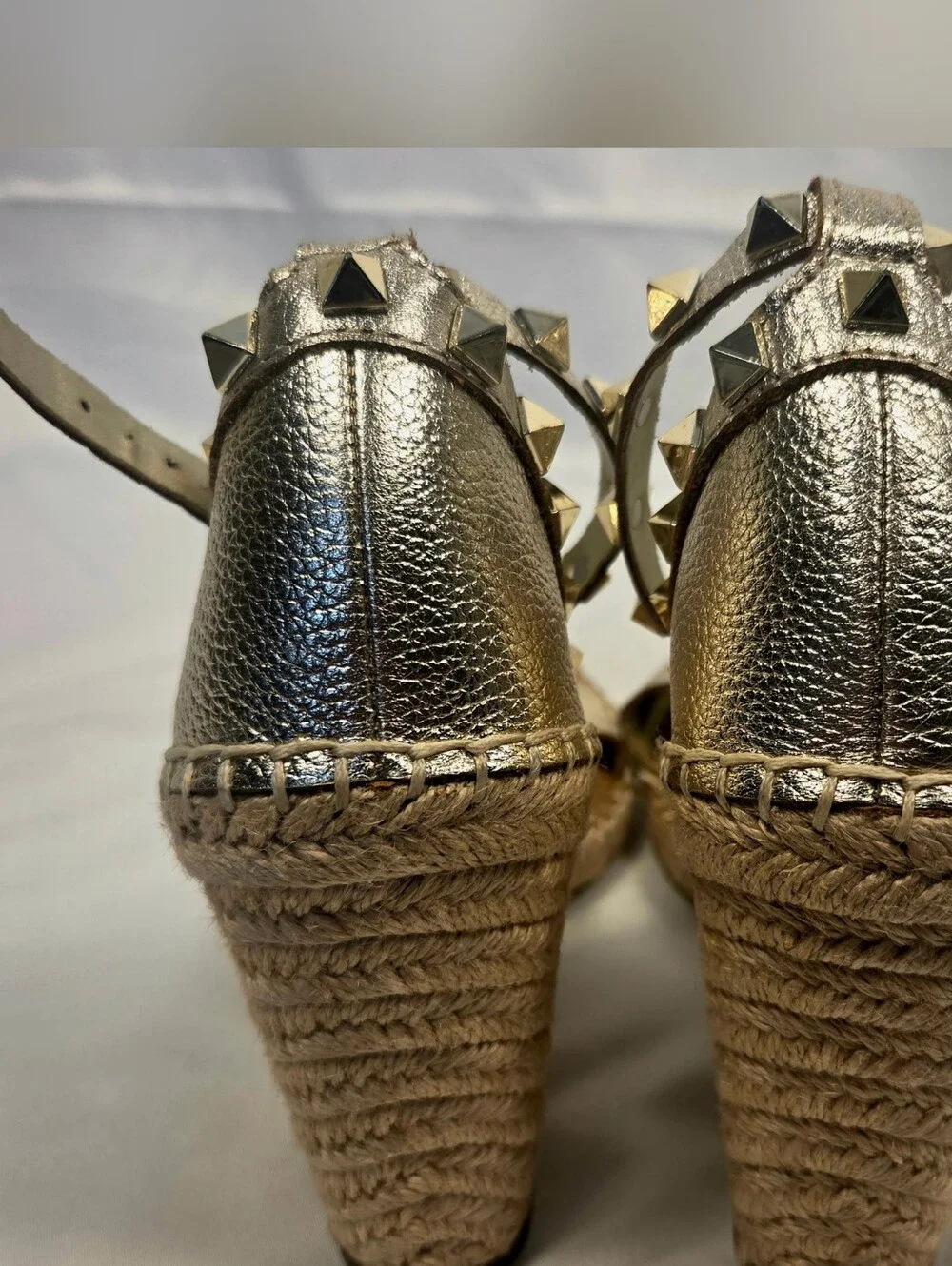 Steve Madden McKenna Gold Metallic Studded Espadrille Wedge Sandals - Size 7M